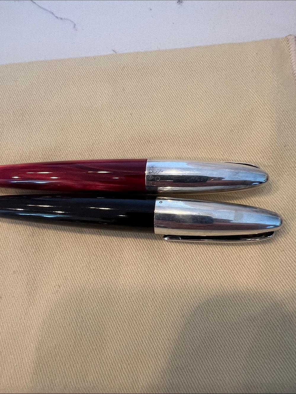 Classic Metallic-Capped Ballpoint Pens — Red and Black Dunhill